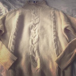 Gap wool cream cable knit sweater